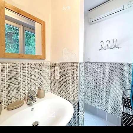 & Cosy, 4 Pers, 1 Bedroom With Balcony Lägenhet