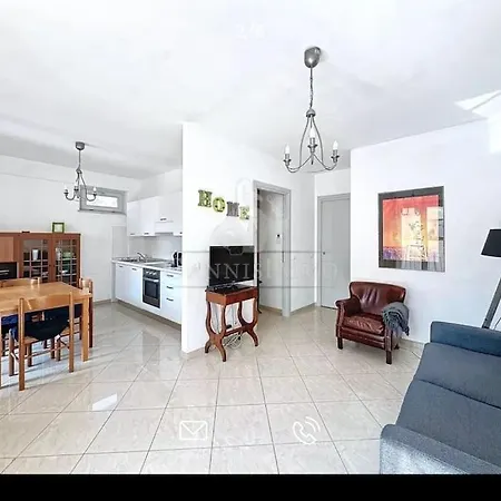 Apartment & Cosy, 4 Pers, 1 Bedroom With Balcony *