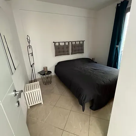 & Cosy, 4 Pers, 1 Bedroom With Balcony *